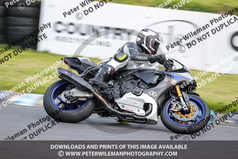 enduro digital images;event digital images;eventdigitalimages;lydden hill;lydden no limits trackday;lydden photographs;lydden trackday photographs;no limits trackdays;peter wileman photography;racing digital images;trackday digital images;trackday photos